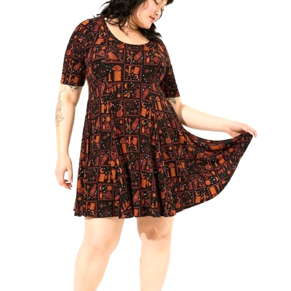❤️NWT VINTAGE TORRID DISNEY HOCUS POCUS DRESS SUPER SOFT - ELBOW SLEEVE SIZE 2X - Picture 9 of 12